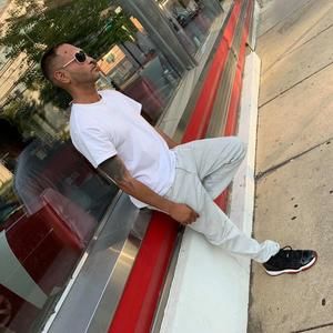 Meet your Posher, Pedro